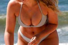 Iskra Lawrence Sexy Pics