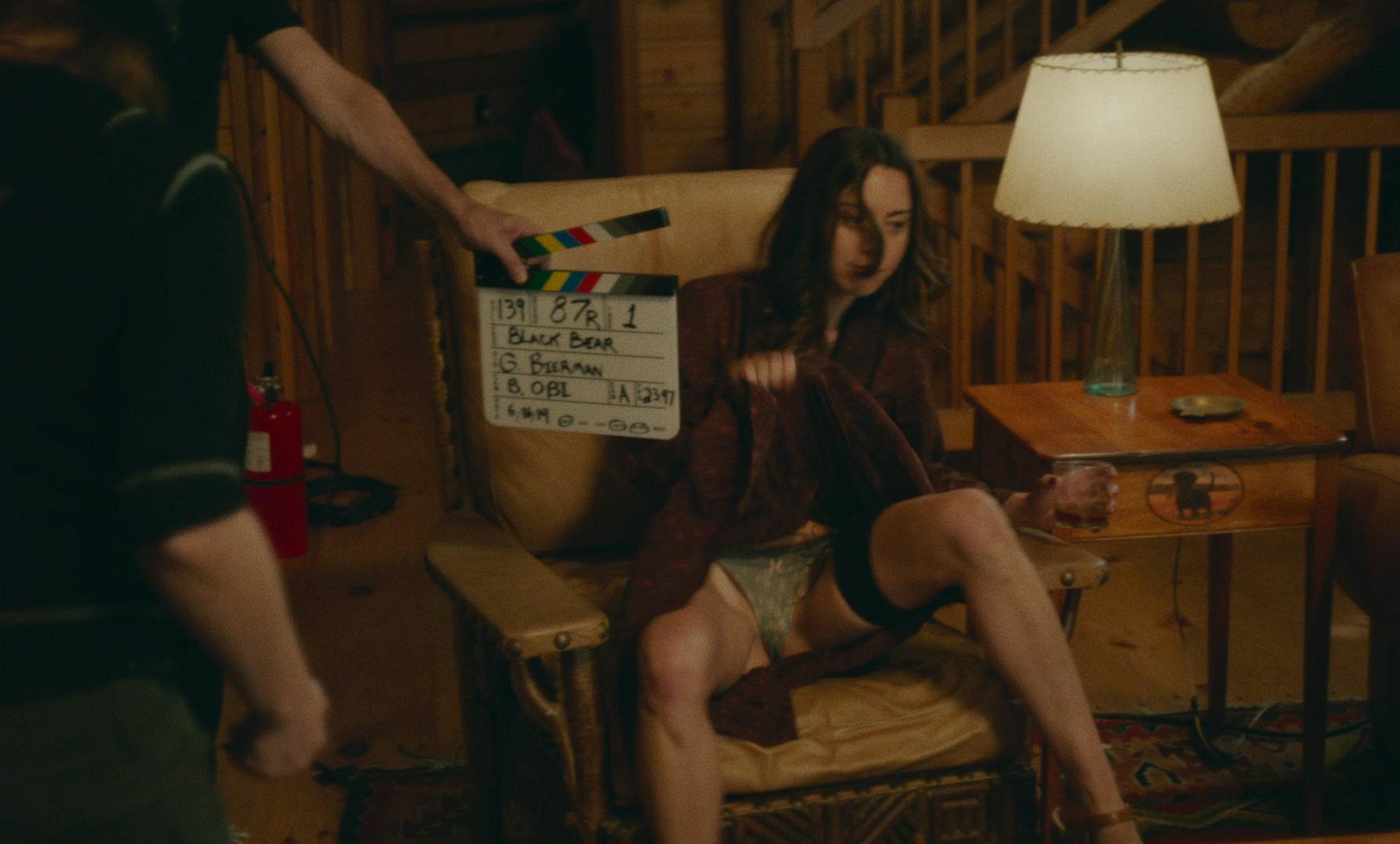 ﻿​﻿​​﻿﻿awkwafina upskirt