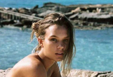 Josephine Skriver Nudes