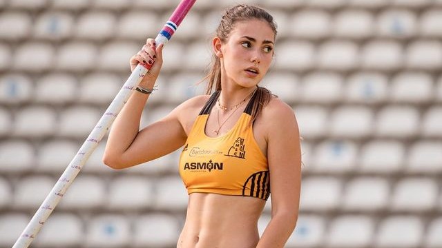 Clara Fernández Nudes