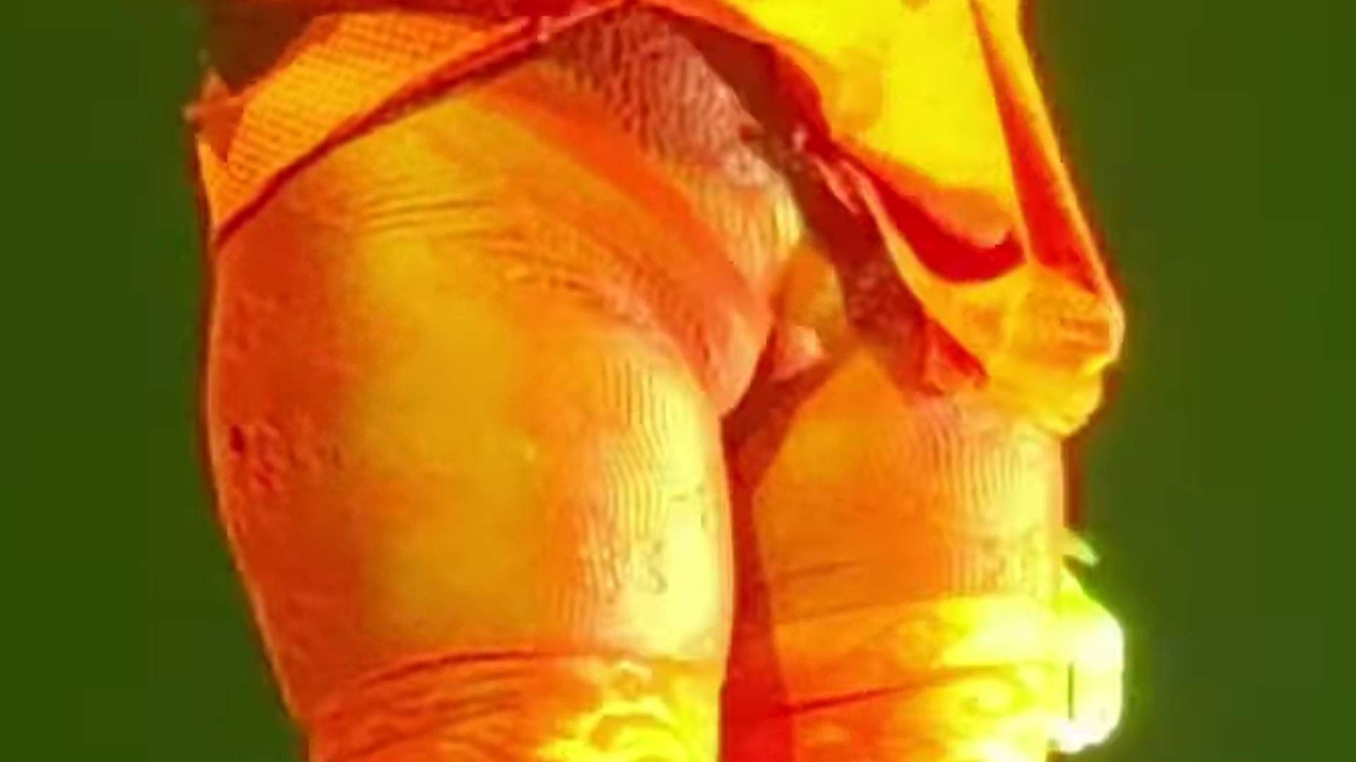 Billie elish cameltoe