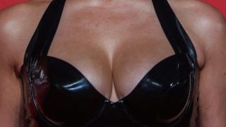 Hannah Waddingham Boobs